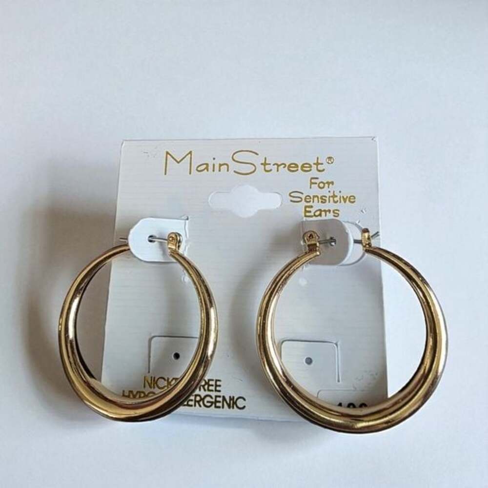 Mainstreet Gold Hoop Earrings for Women